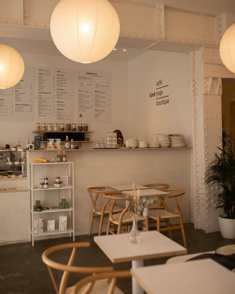 intérieur kind Café pour travailler à Paris 2