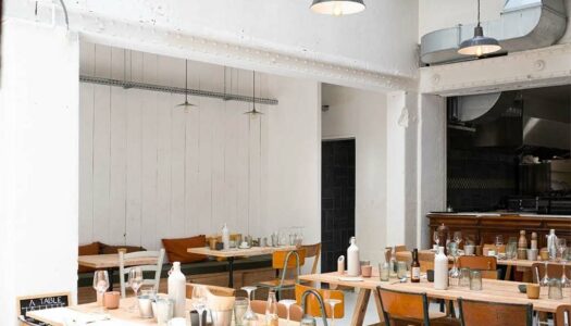 Café pour travailler à Bordeaux, la salle du restaurant