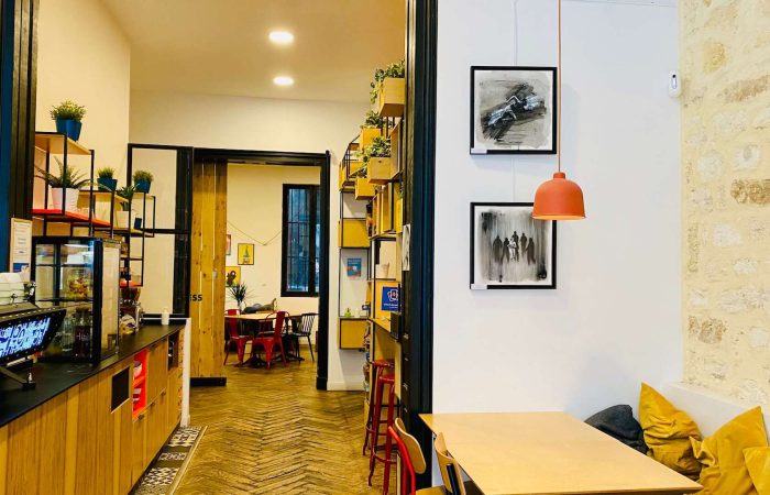 anti café bordeaux coworking salle intérieure