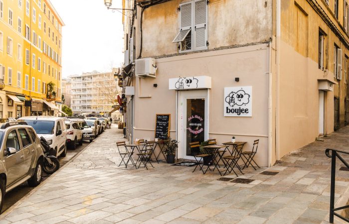 cafés wifi a bastia boujee vue terrasse