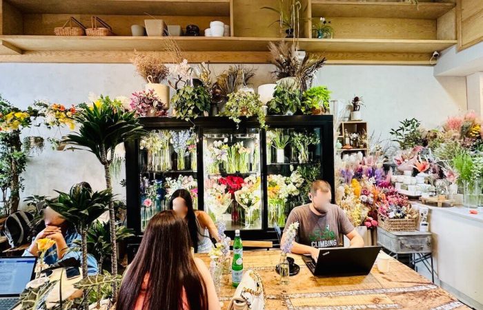 Café avec wifi NYC remy flower and coffee