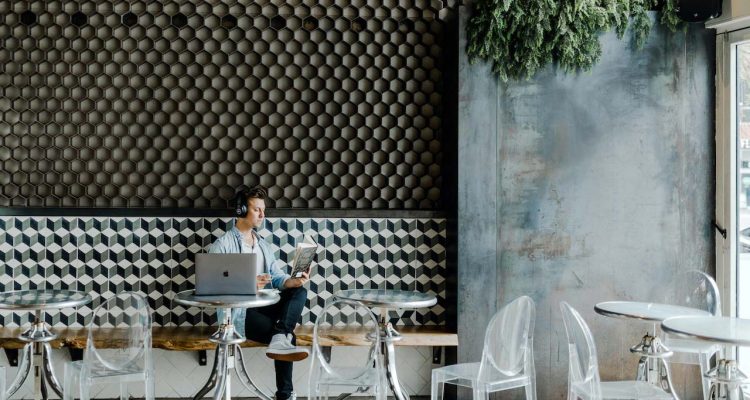 café pour travailler prendre un VPN