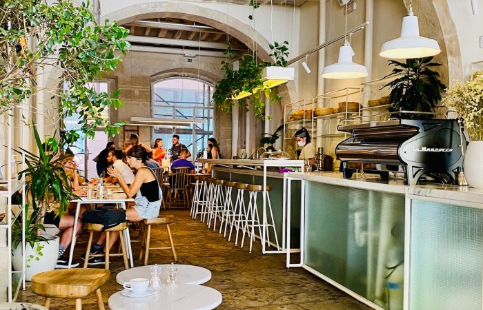 comoba coffee shop lisbonne salle