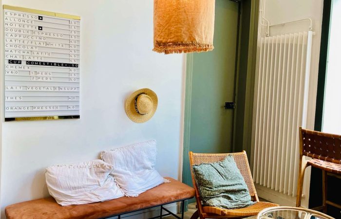 fauteuil intérieur contrast coffee shop bordeaux