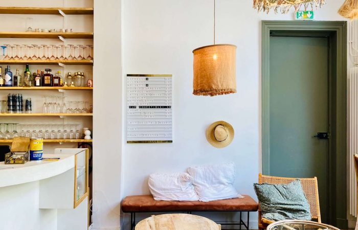 intérieur contrast coffee shop bordeaux