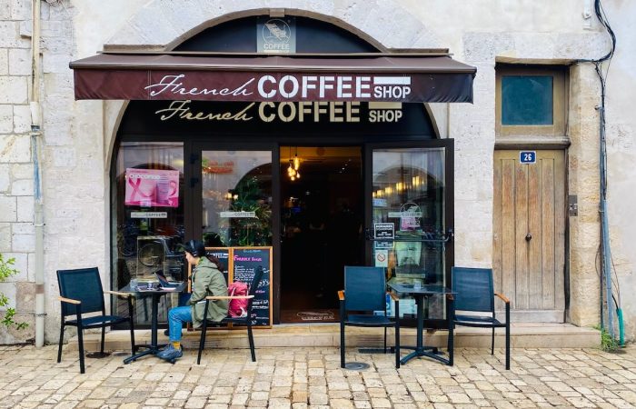 french coffee shop orleans devanture