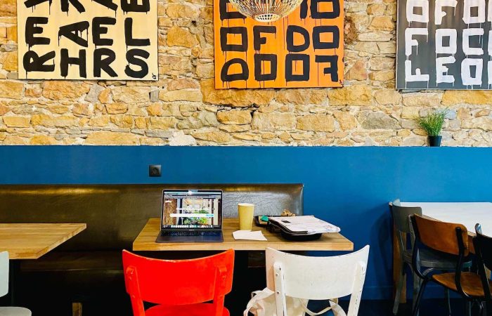 harvel coffee shop lyon 6 tables