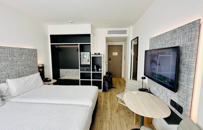 workplace hotel barcelone pour digital nomade chambre