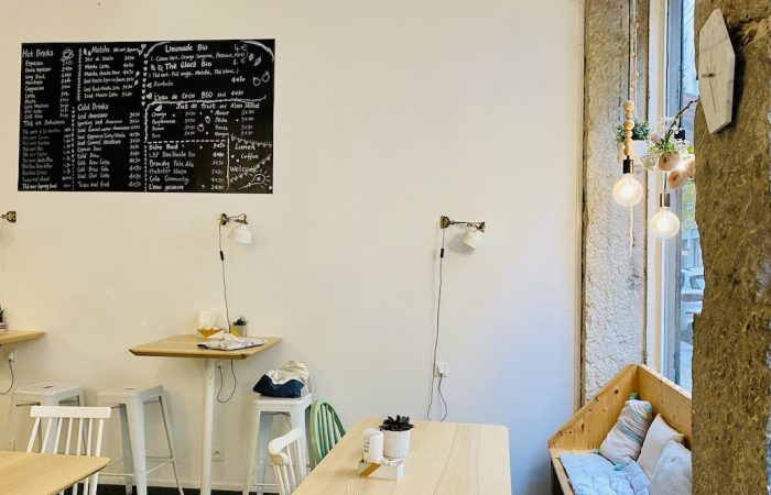 intérieur du lumen café pour travailler à lyon 2