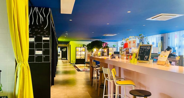 mama works coworking lyon bar