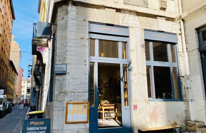 placid coffee shop lyon 1 devanture