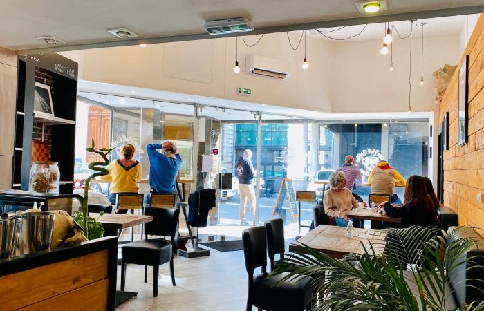 raise hell coffee shop nime salle